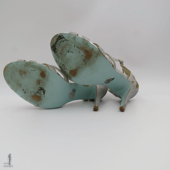 Blue by Betsy Johnson Dress Pump 7 - Picture 9 of 12